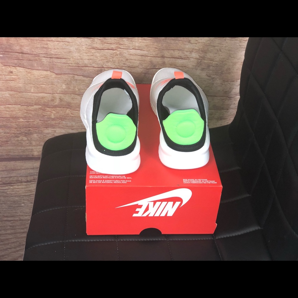 Nike benassi slp shoes size 10 men’s - Picture 5 of 6